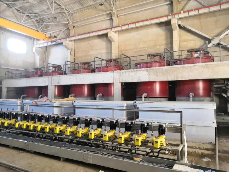 Quid facit agitationem tristique essential in modern metalla et processui?